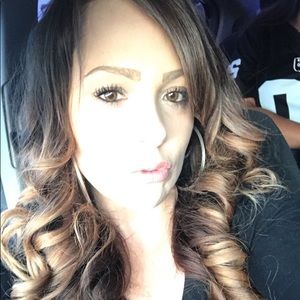 Meet your Posher, Christina